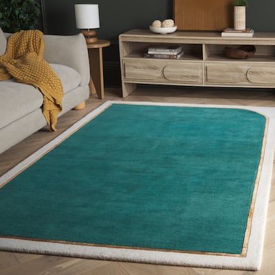 SAFAVIEH Handmade Fifth Avenue Abla Border Design Wool Rug