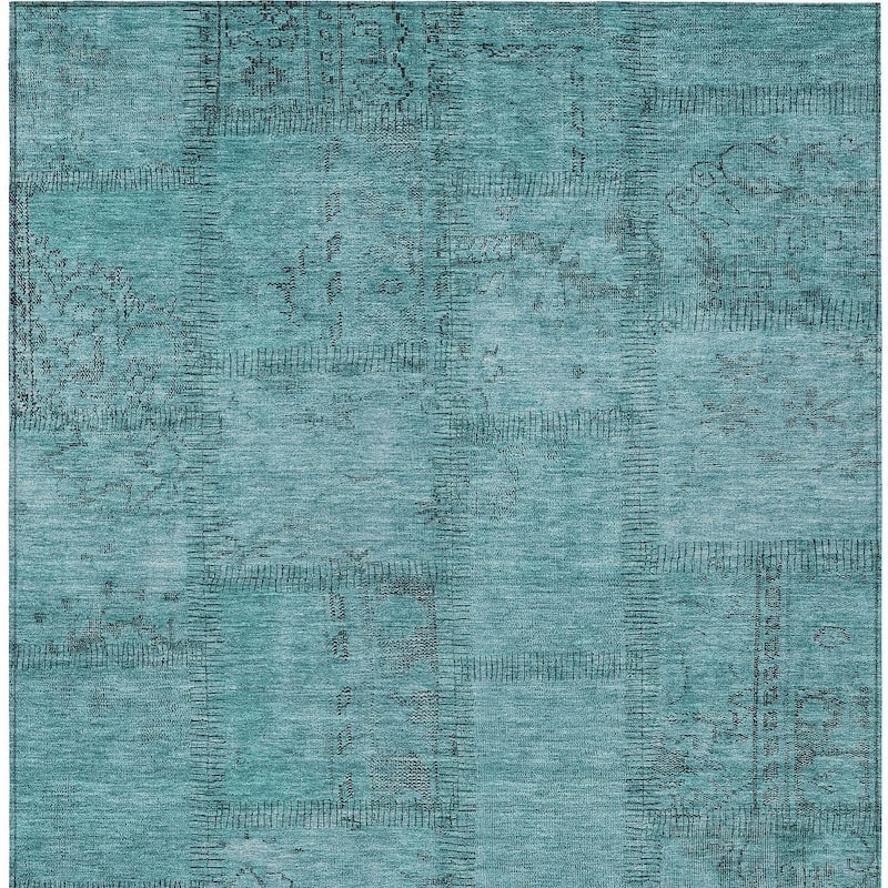 HomeRoots Patchwork Transitional Rectangle Outdoor Rug