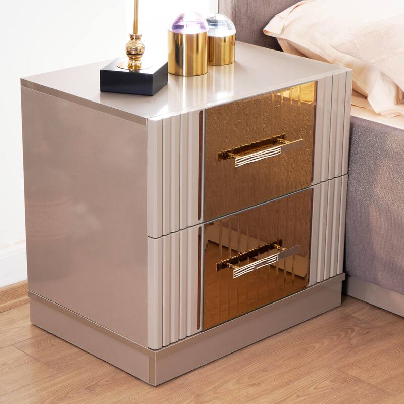 Lorenzo Modern Style Mirror Accent 4PC/5PC Bedroom set Made with Wood