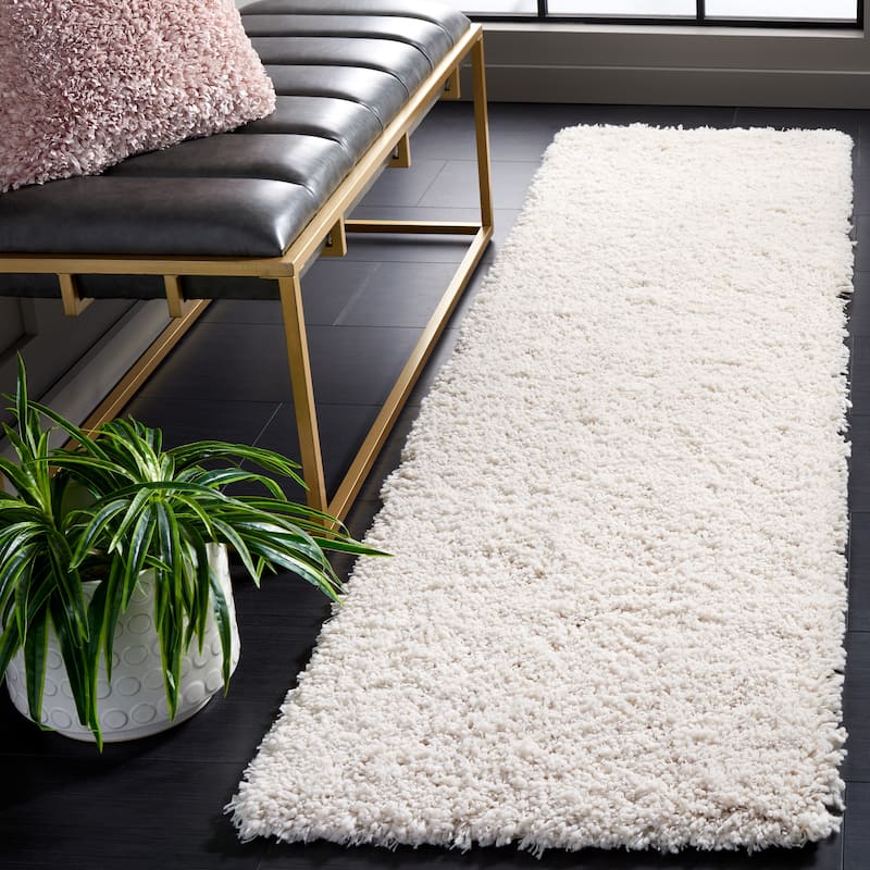 SAFAVIEH Handmade Luxe Gianna Gezina Shag Rug - 2'3" x 8' Runner - White