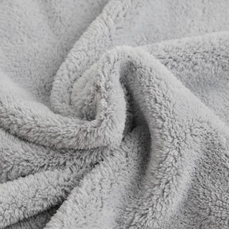 PET’S FAVORITE TOWEL, Premium High Quality Microfiber Pet Towel, Ultra-Absorbent, Quick Drying Towel, White, Made in Korea