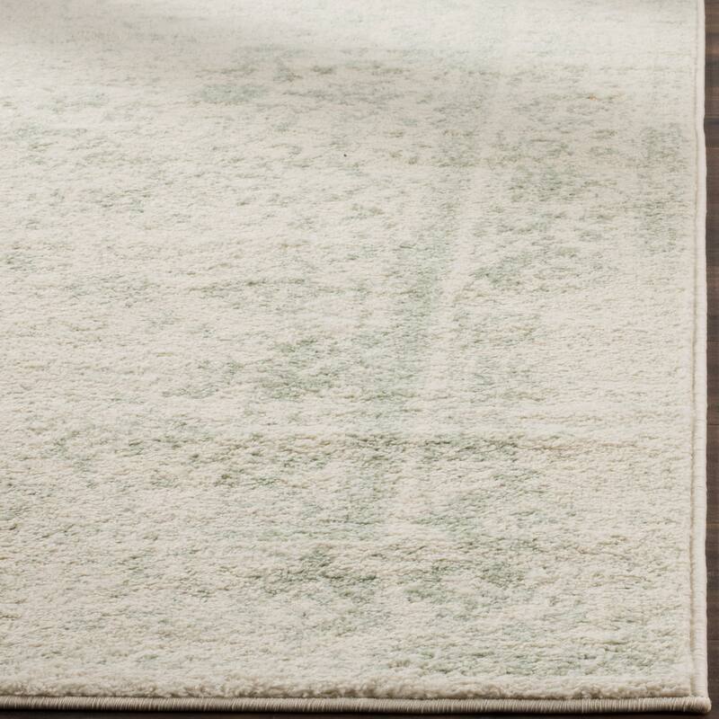 SAFAVIEH Adirondack Dakota Rustic Shabby Chic Distressed Rug