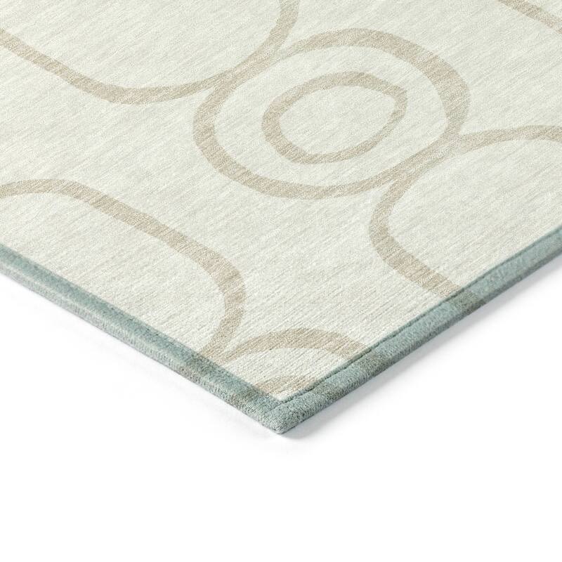 Machine Washable Indoor/ Outdoor Modern Vibe Chantille Rug