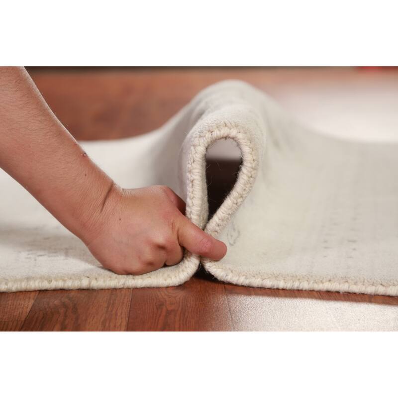 Hand Knotted Oriental 100% Wool Carpet Tribal Tribal Beige & Ivories Gabbeh Area Rug - 5' 3'' X 3' 0''