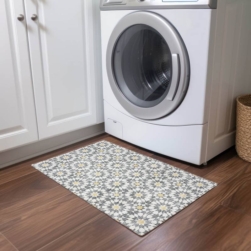 Machine Washable Indoor/ Outdoor Chantille Morrocan Boho Rug