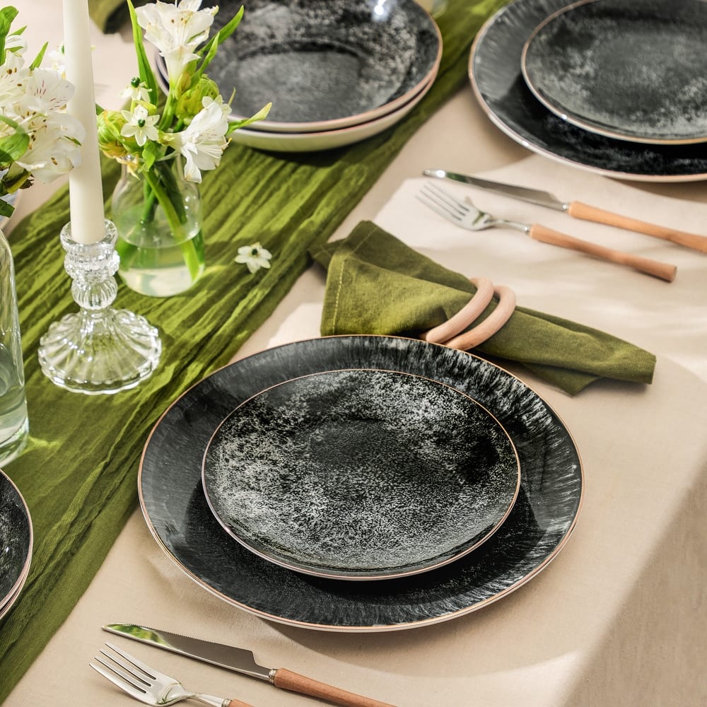 Christian Siriano Onyx Porcelain Dinnerware Set