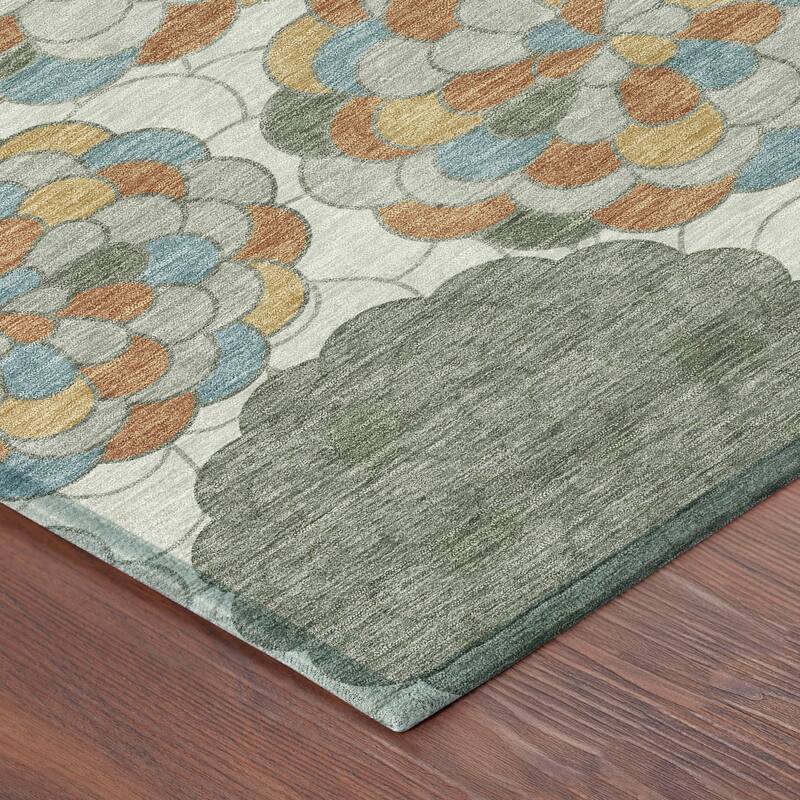 Machine Washable Indoor/ Outdoor Mosaic Cluster Chantille Rug