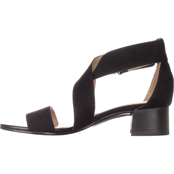 naturalizer adele black