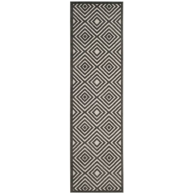 SAFAVIEH Cottage Cleda Indoor/ Outdoor Patio Backyard Rug