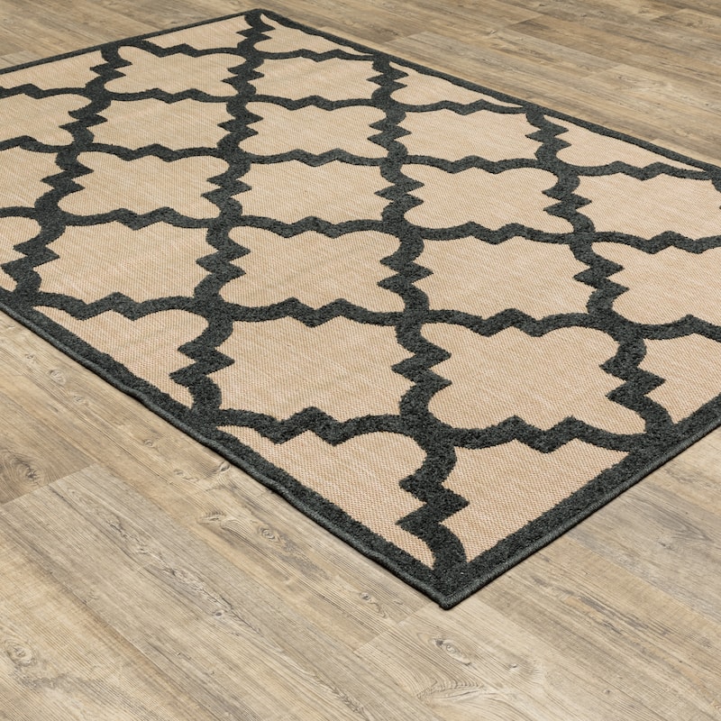 Style Haven Cara Mixed Pile Quatrafoil Lattice Indoor/ Outdoor Area Rug