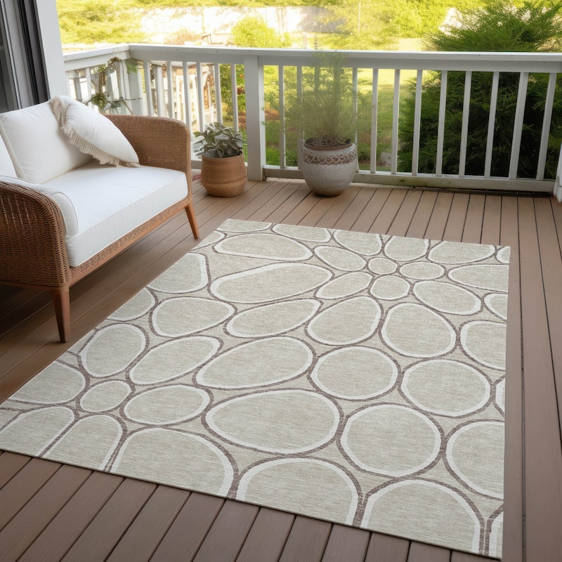 Machine Washable Indoor/ Outdoor Modern Bubbles Chantille Rug