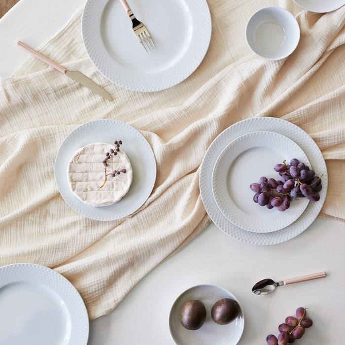 Lyngby Porcelæn Rhombe Plate, White - Ø: 8.3"