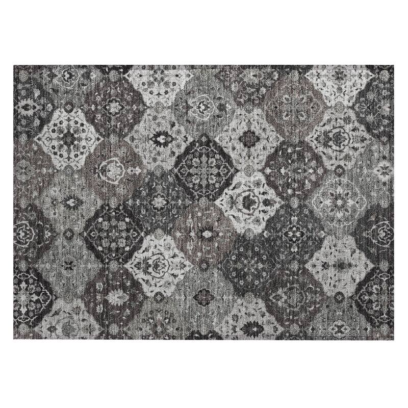 Machine Washable Indoor/ Outdoor Traditional Panel Chantille Rug