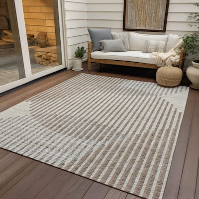 Machine Washable Indoor/ Outdoor Abstract Stripe Chantille Rug