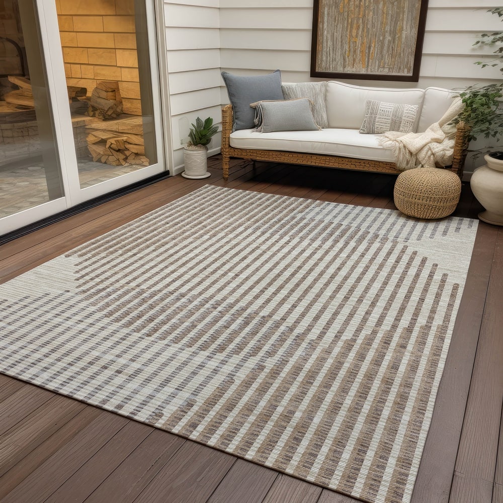Machine Washable Indoor/ Outdoor Abstract Stripe Chantille Rug