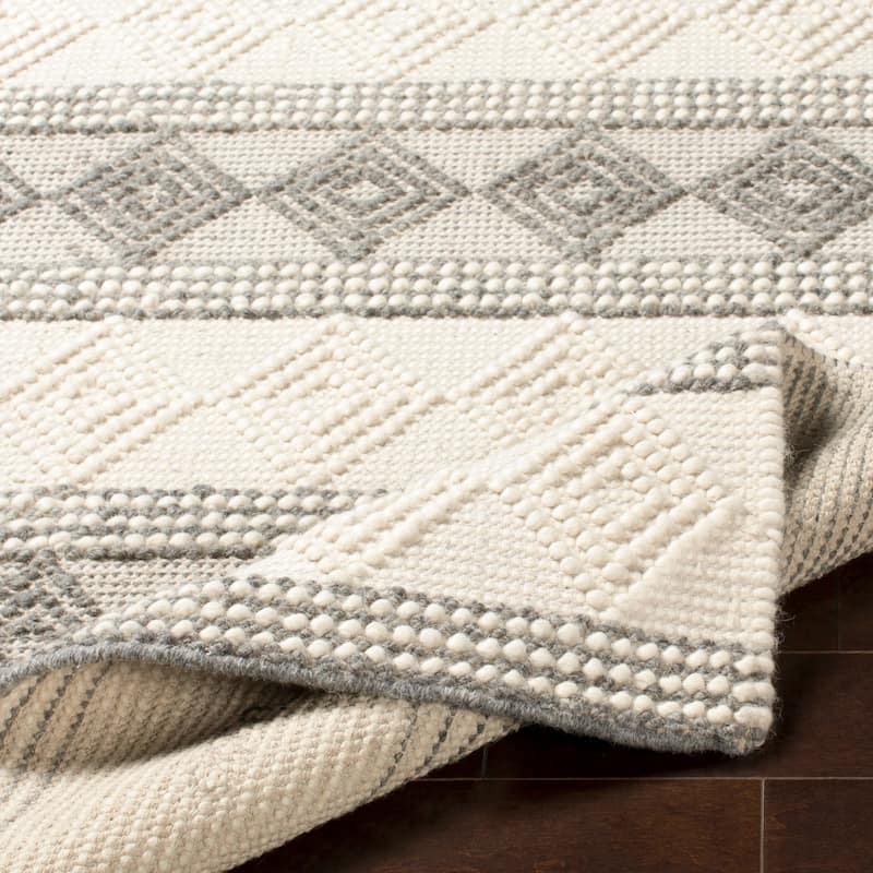 Livabliss Freya Handmade Modern Rustic Area Rug