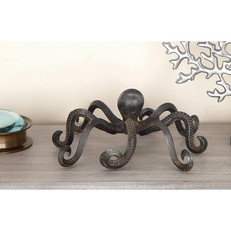 Metal Octopus Decorative Sculpture with Long Tentacles and Suctions Detailing - Black - Roche River Decor