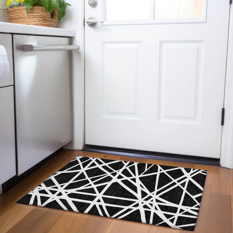 Premium Washable Super Soft Contemporary Harvey Mayfield Rug - Black - 1'8" x 2'6"