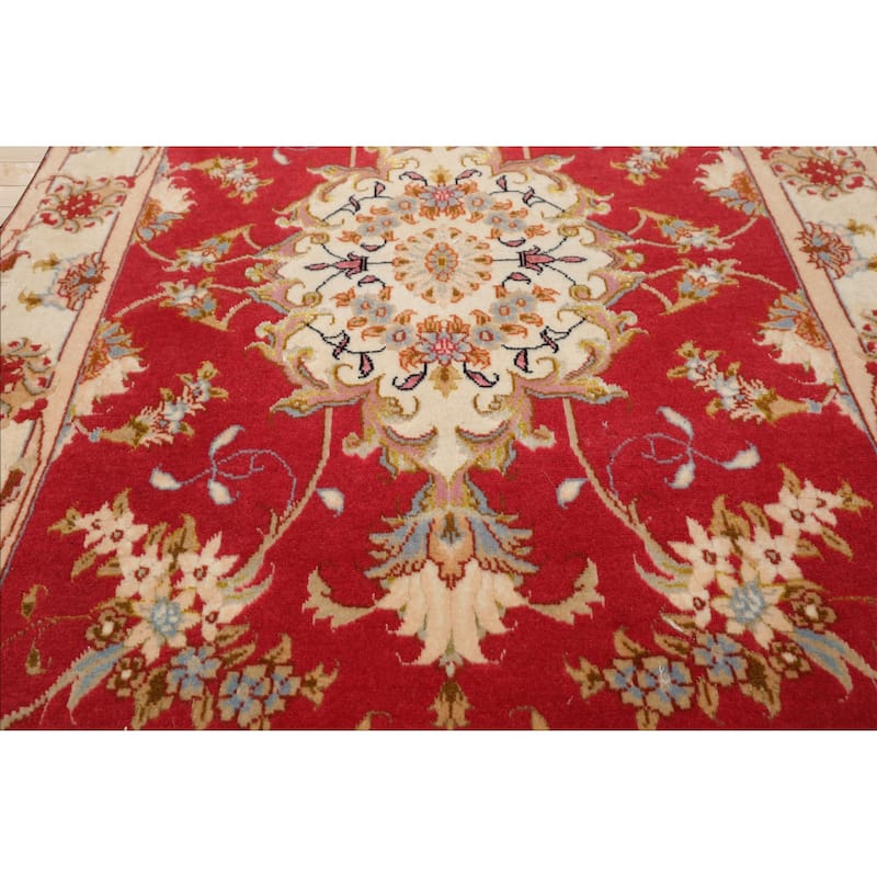 2'4''x4 Hand Knotted Wool Rose Traditional 300 KPSI Rug - 2' 4'' x 4'