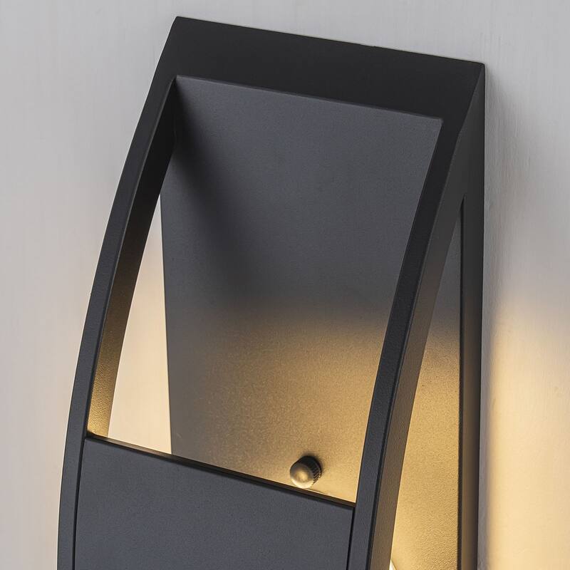 1-Light Matte Black Integrated LED Outdoor Wall Sconce