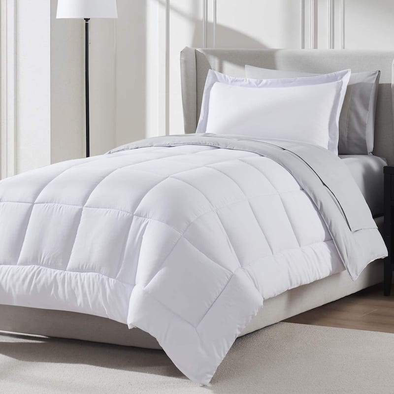 Emperyan Reversible Comforter Set Bed in a Bag with Cooling Pillow - Twin XL/White - Twin XL