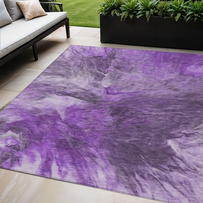 HomeRoots Abstract Transitional Rectangle Outdoor Rug - 5' X 8'