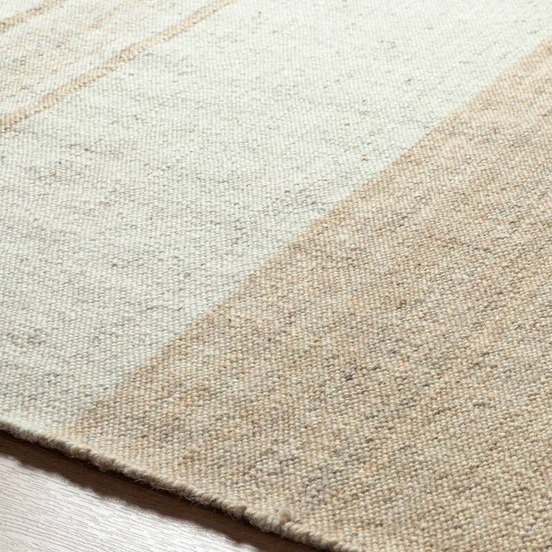 Livabliss Bolu Cottage Area Rug