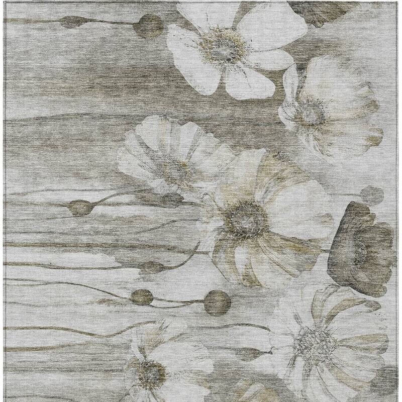 HomeRoots Floral Transitional Rectangle Outdoor Rug