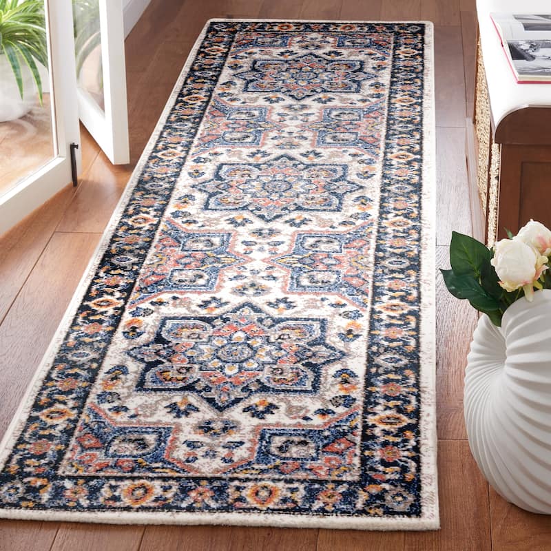 SAFAVIEH Astoria Margund Oriental Rug