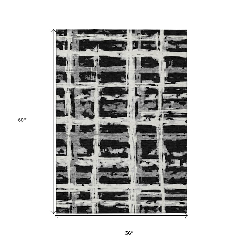 HomeRoots Striped Transitional Rectangle Outdoor Rug