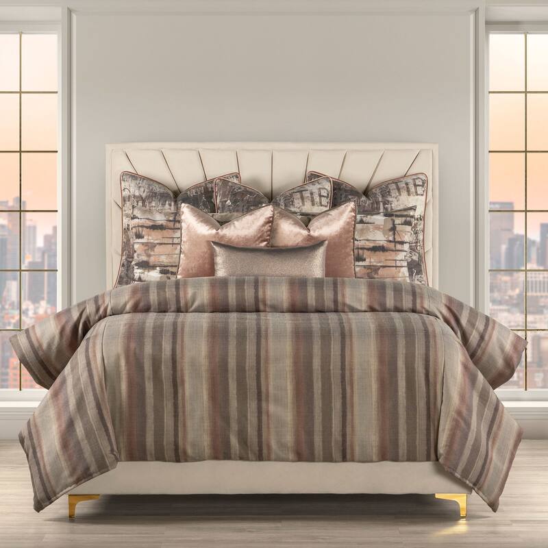 Spry Artist-style Duvet Set