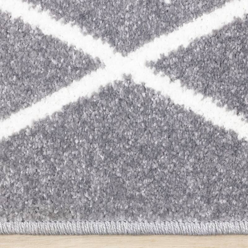 Covington Collection - Grey/White Geometric Lines Rug