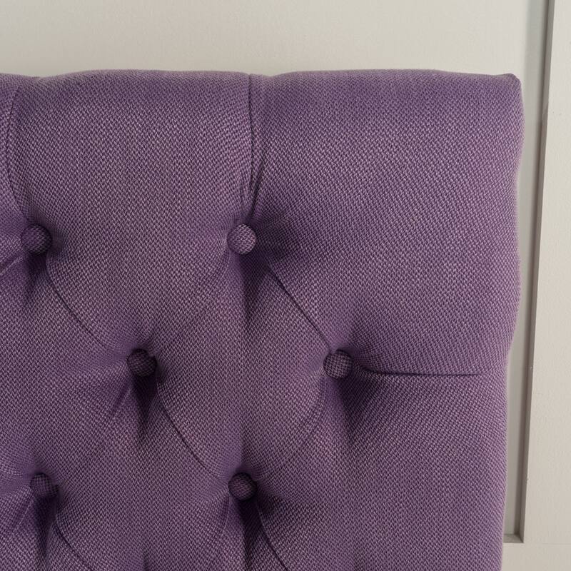 Headboard with a minimalistic yet sleek design