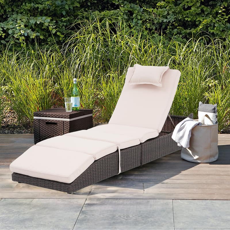 Outdoor PE Wicker Chaise Lounge Chairs, Patio Rattan Reclining Chair Adjustable Backrest Pool Sunbathing Recliners