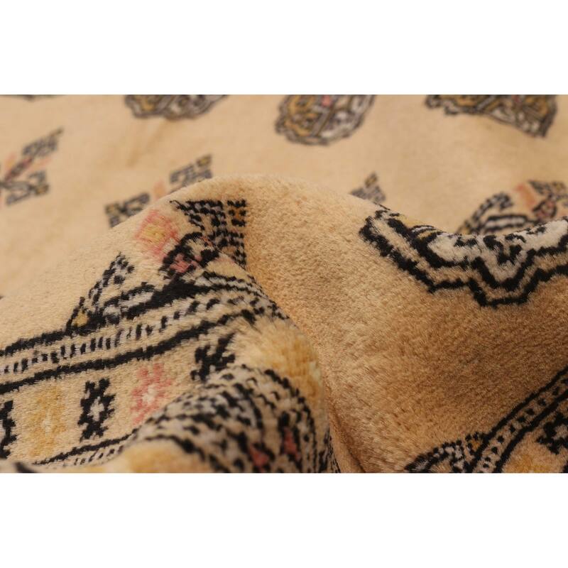 ECARPETGALLERY Hand-knotted Peshawar Bokhara Beige Wool Rug - 6'7 x 9'9