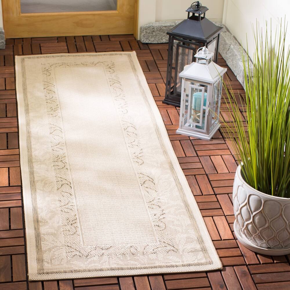 SAFAVIEH Courtyard Irmhilde Indoor/ Outdoor Waterproof Patio Backyard Rug