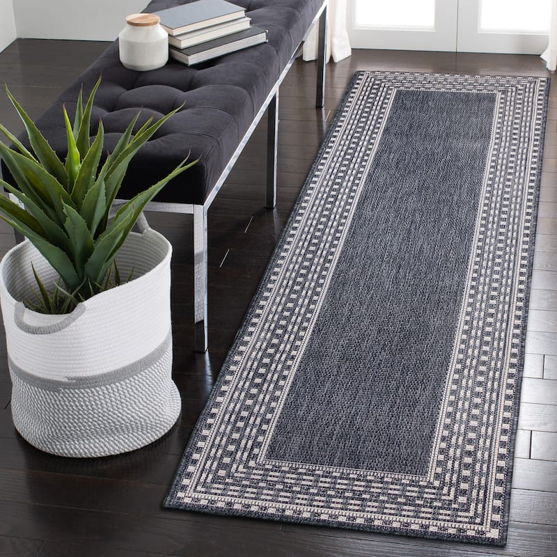 Liora Manne Malibu Etched Border Indoor/Outdoor Rug