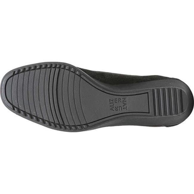 naturalizer betina shoes