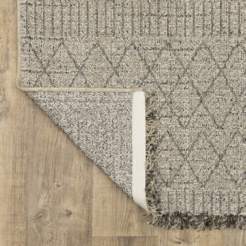 Style Haven Grayton Textured Geometric Beige/ Black Indoor-Outdoor Fringe Edge Rug