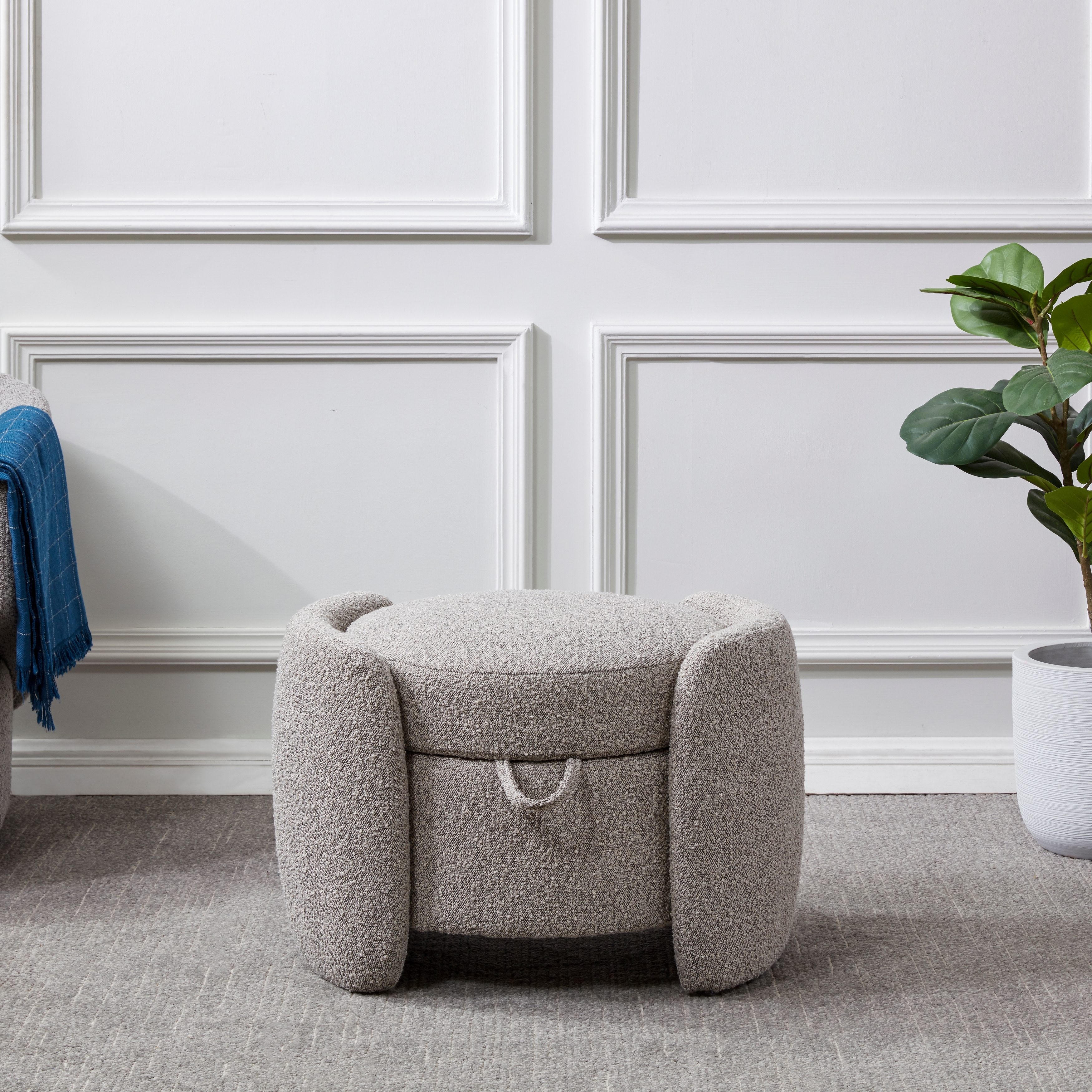 SAFAVIEH Couture Sivan Storage Ottoman (Fully Assembled