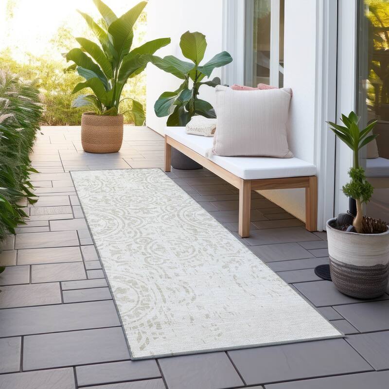 Machine Washable Indoor/ Outdoor Chantille Vintage Suzani Rug