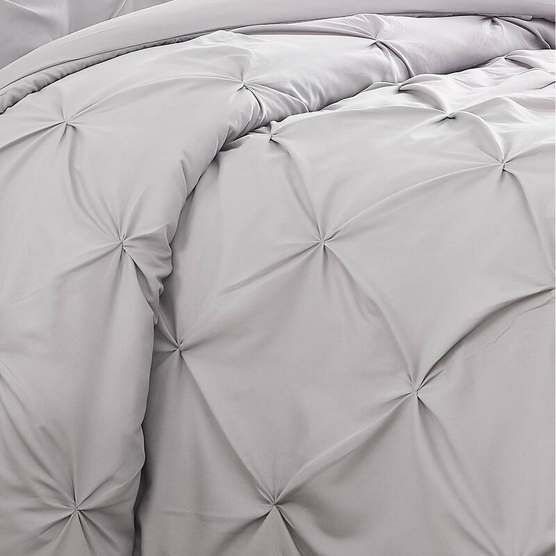 Pintuck 3 piece Duvet Cover Set