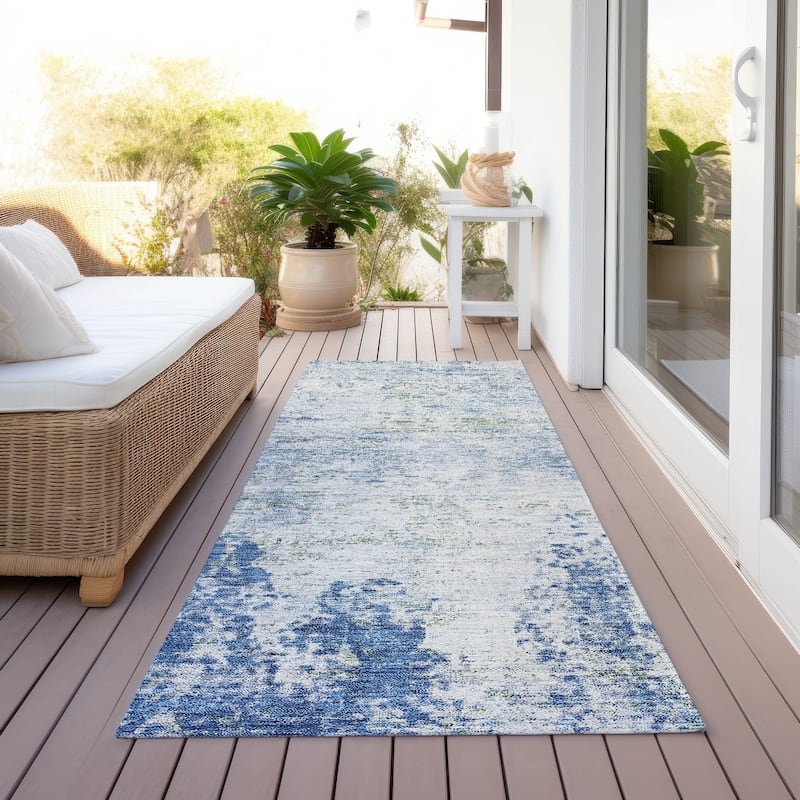Machine Washable Indoor/ Outdoor Chantille Rug - Denim - 2'3" x 7'6"
