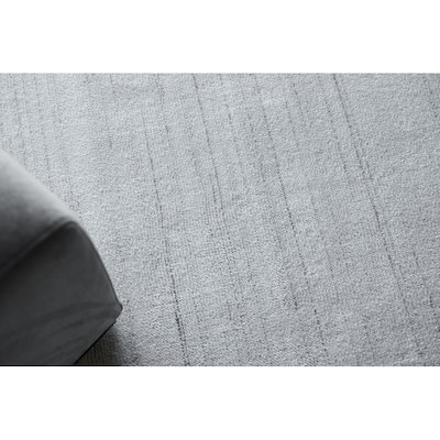 Exquisite Rugs Poliforma Handmade Handloomed Polyester Ivory Area Rug