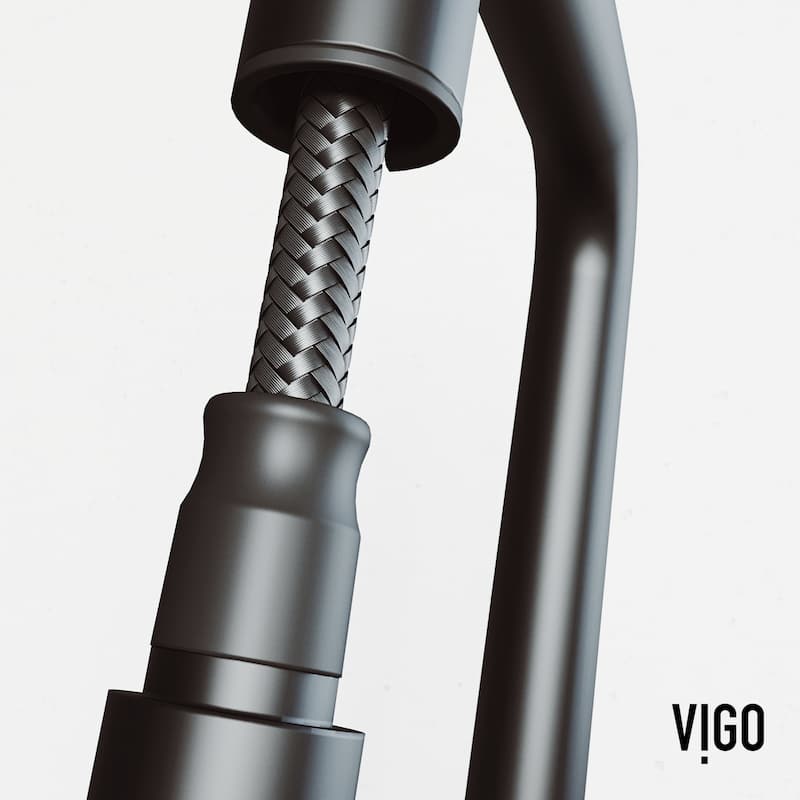 VIGO Parsons 18" H Single Handle Pull-Down Sprayer Kitchen Faucet