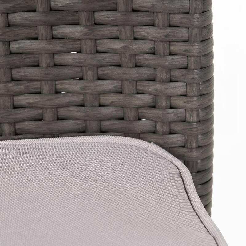 Outdoor Rattan Dining Set with 4 Dining Chairs