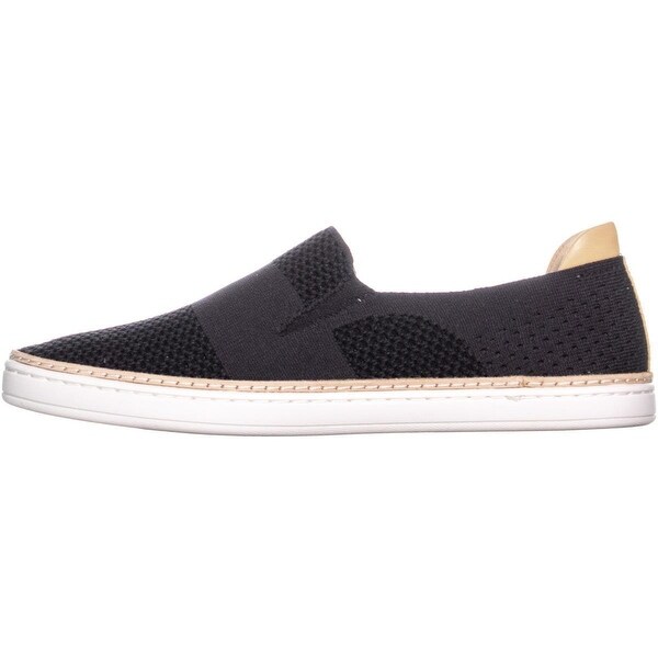 ugg sammy black