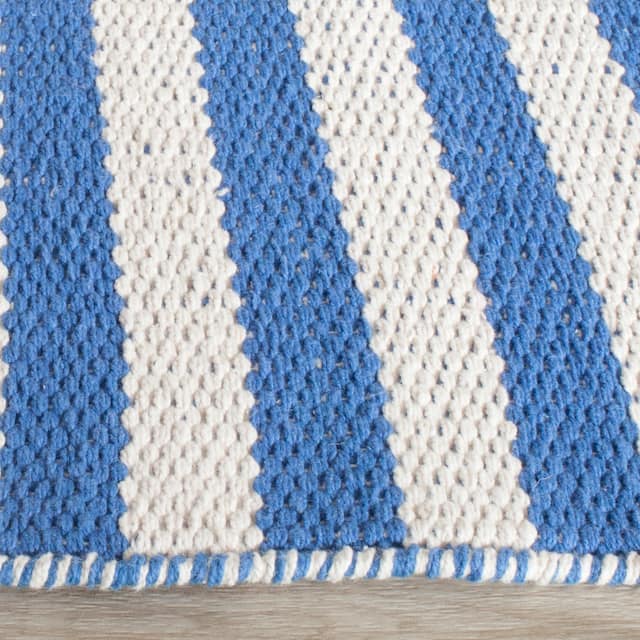 SAFAVIEH Handmade Flatweave Montauk Salinda Casual Cotton Rug