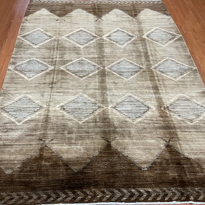 HERAT ORIENTAL Handmade Vegetable Dye Contemporary Wool Rug - 6'3" x 8'11"