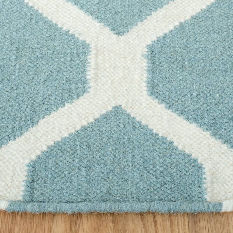 SAFAVIEH Handmade Flatweave Dhurries Chiang Modern Moroccan Wool Rug